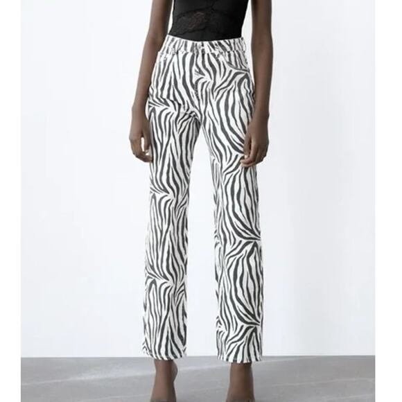 Zara High Rise Straight Leg Zebra Print Denim Jeans Black White Size 4 - Picture 1 of 5